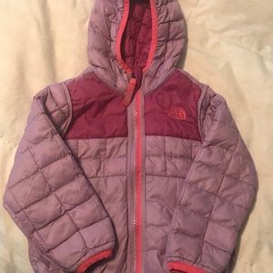 Northface reversible thermoball hoodie 2t